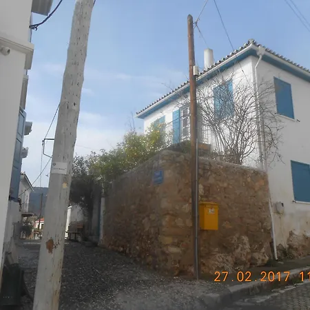 Traditional House Galaxídhion